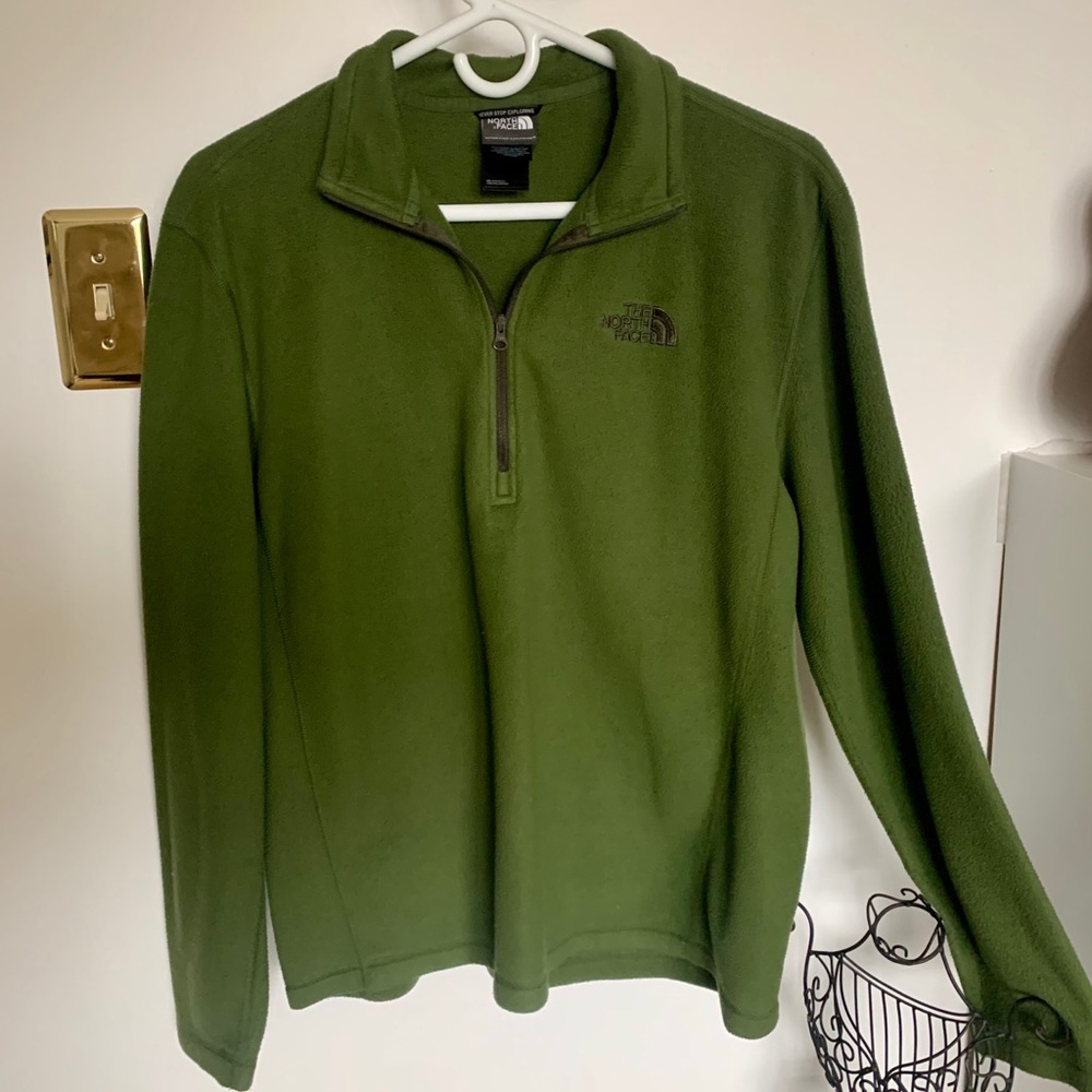 THE NORTH FACE Green Quarter Zip Jacket